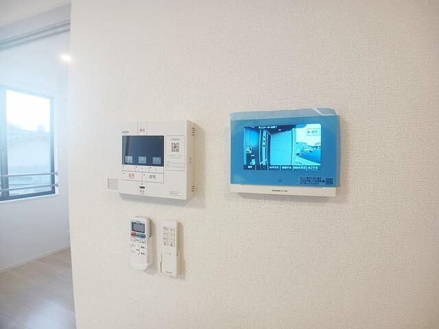 �y���̑��ݔ��z�@