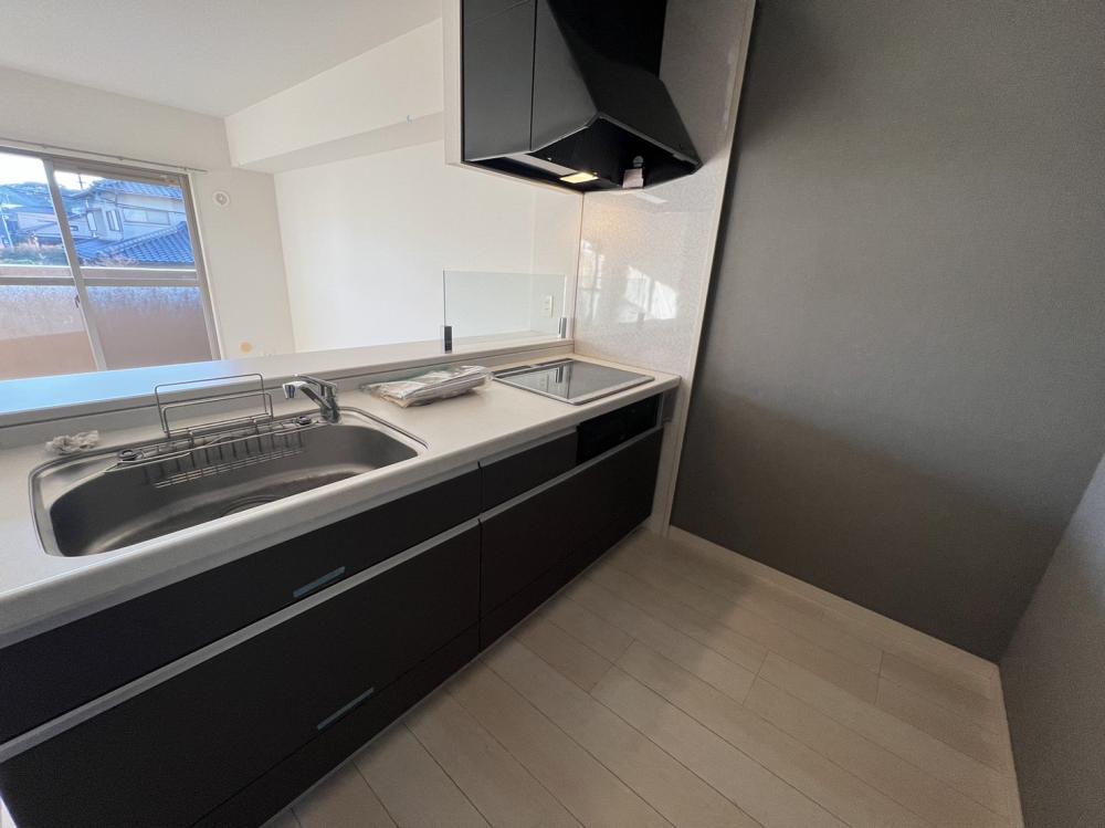 �y�L�b�`���z�@