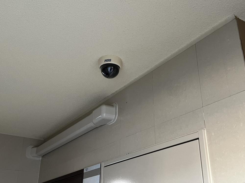 �y�Z�L�����e�B�z�@