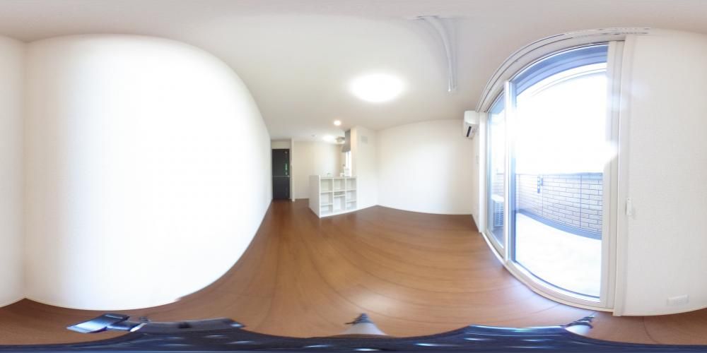 ���r���O