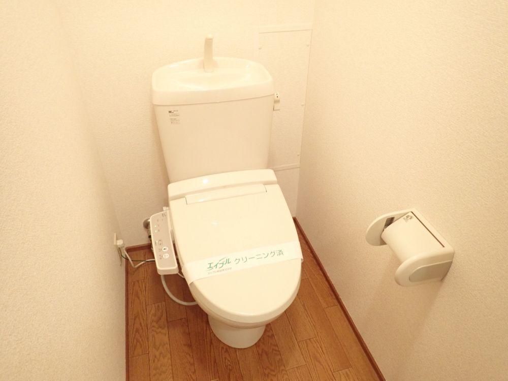 【トイレ】　同タイプ別室のお部屋です