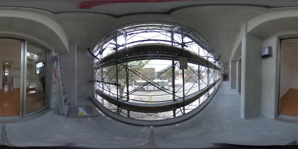 �o���R�j�[